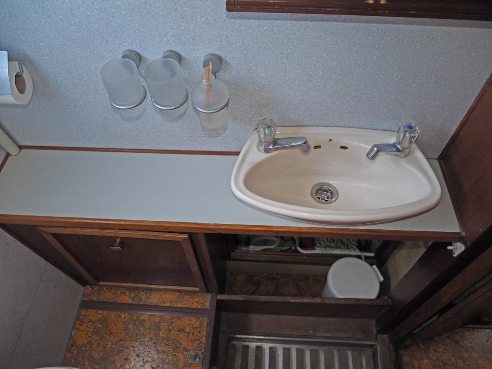 Cabine arri&egrave;re, H&eacute;bergements